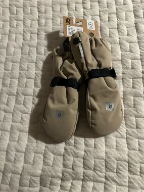 Reima Ote Kids ReimaTec Waterproof Winter Mittens Size 5 6-8Y Beige NWT